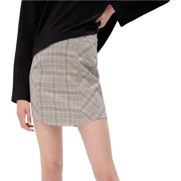 Zara Tan and Brown Pencil Mini Skirt for Work - Picture 4 of 7